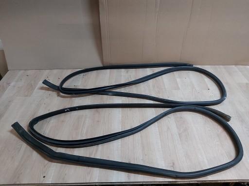 Toyota FJ Cruiser ущільнення дверей кузова л