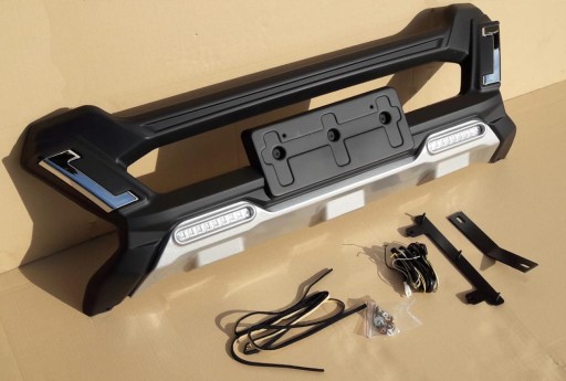 Toyota Hilux 2016-20 накладка на бампер, накладка на бампер, кенгуру ПОД БОЛЬШУЮ решетку радиатора