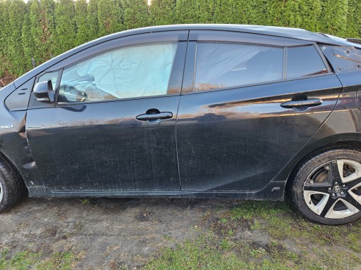 Toyota PRIUS IV 15-23 оригинальные обтекатели