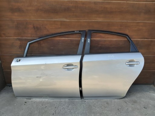 7176 - Toyota prius iii двері зліва зліва ззаду