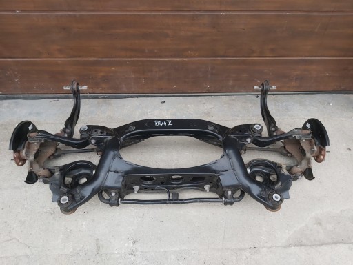 Toyota rav4 v повна балка задньої підвіски