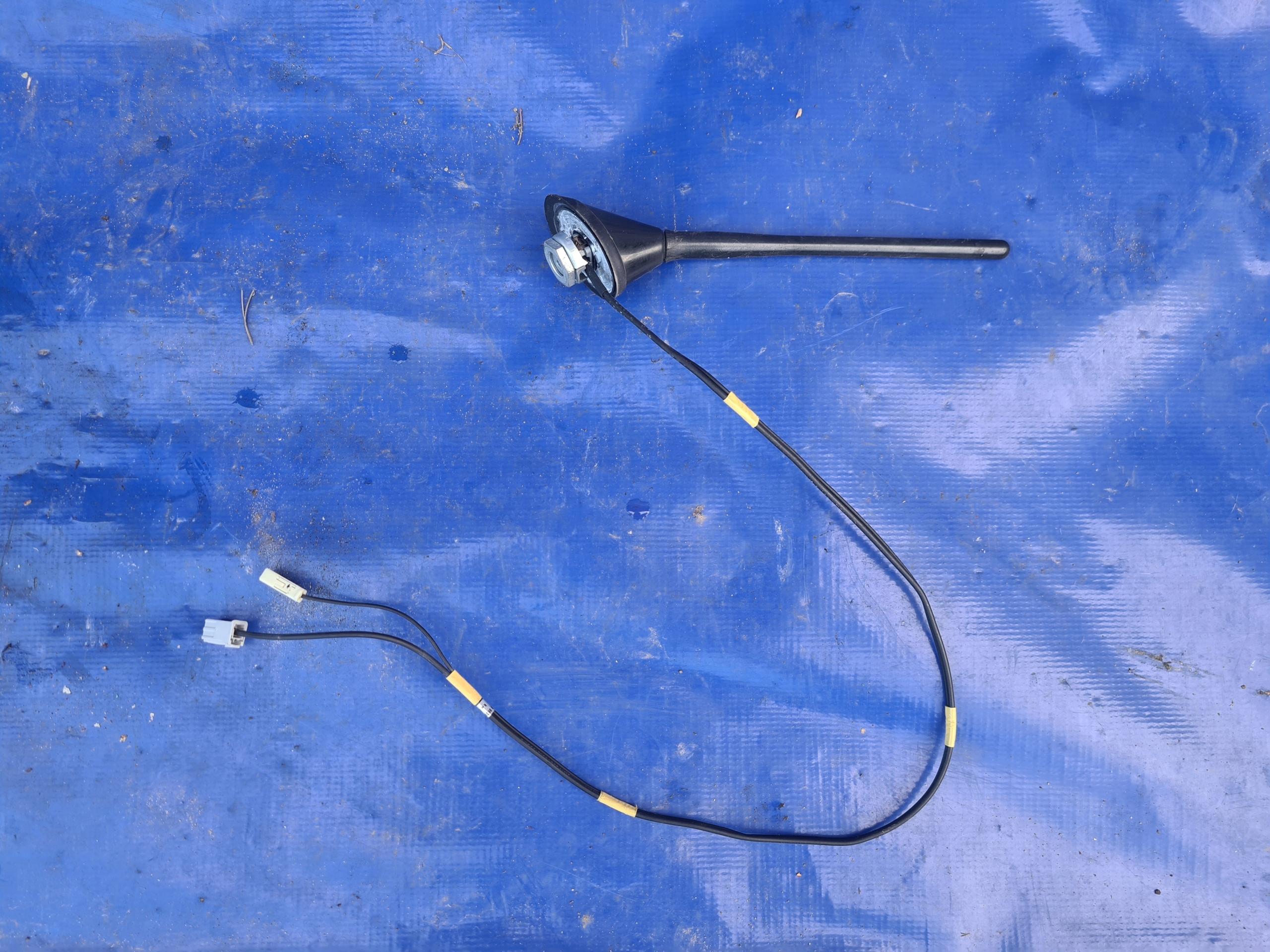 Toyota URBAN CRUISER антена