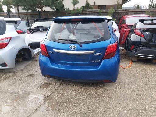 T7 - Toyota Yaris III задняя полоса крыла задняя левая правая четверть створки бампера