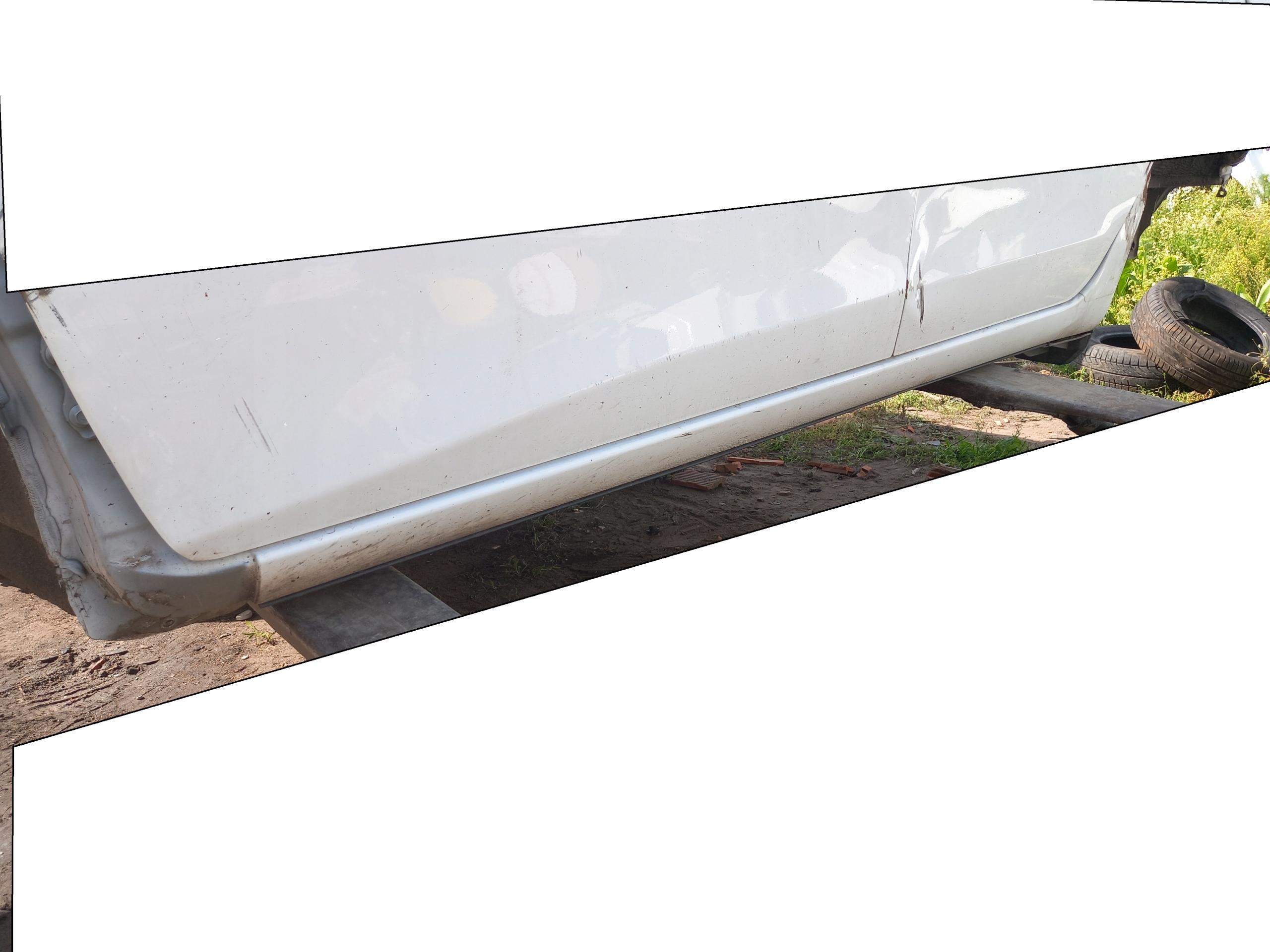 Toyota Yaris III левый порог KPL EU 040 5D