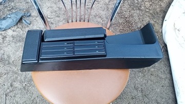 Центральний тунель BMW E30 касетний відсік Див