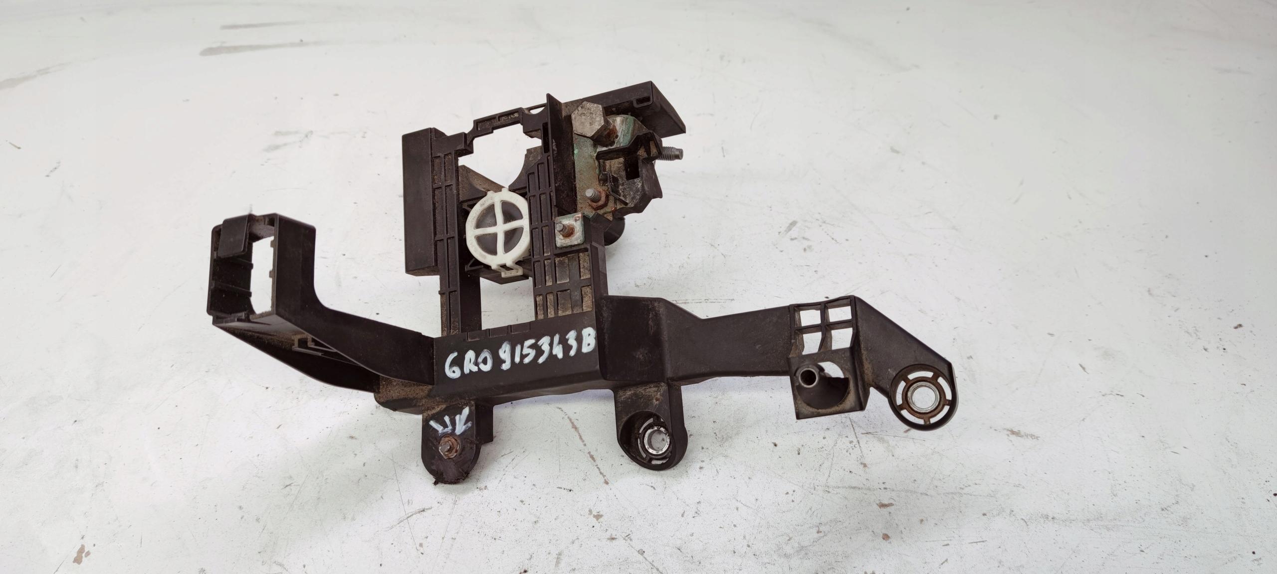 Тримач блоку запобіжників AUDI A1 6R0915343B