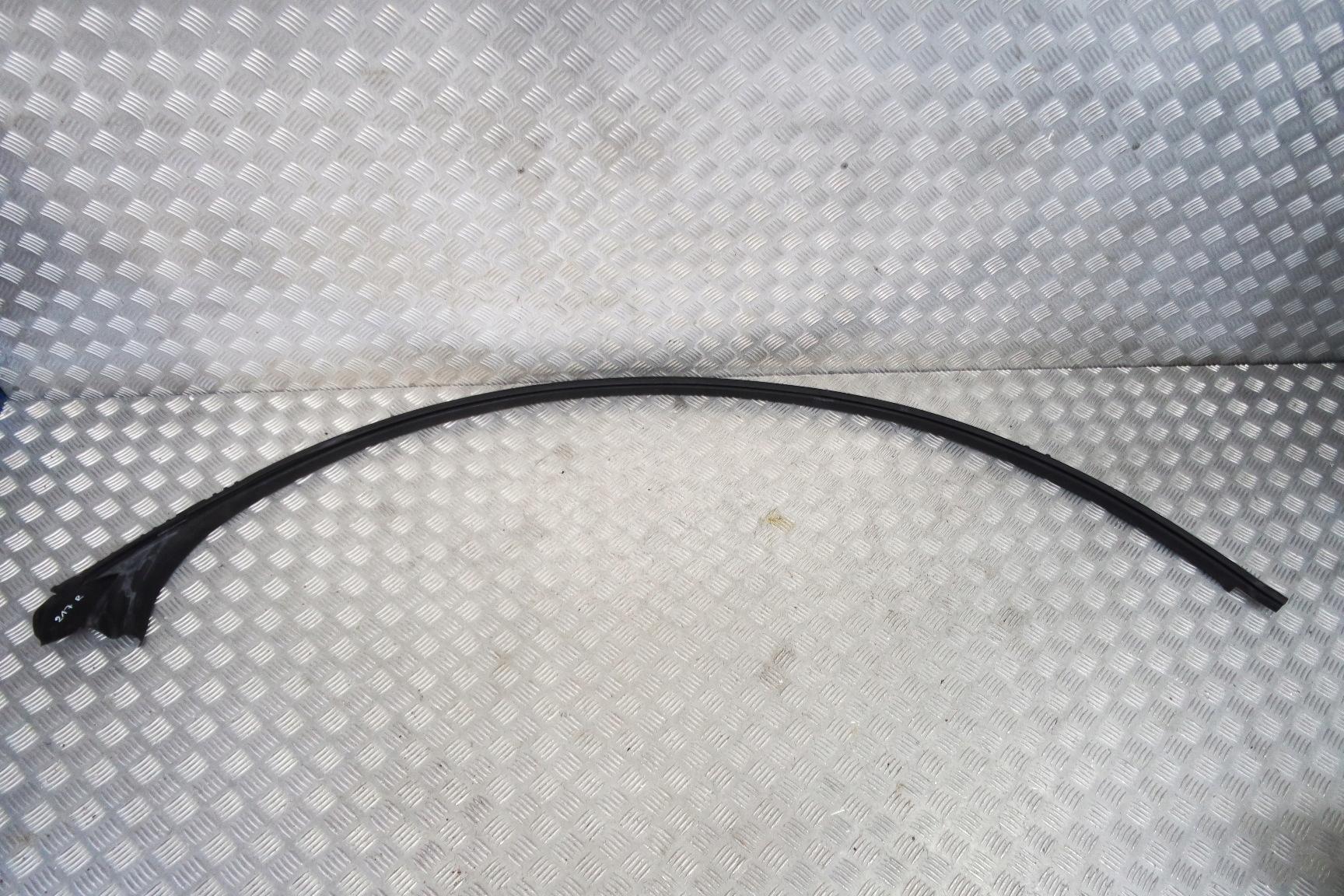 A2177200301 - Ущільнення даху ліве Мерседес 217 А2177200301