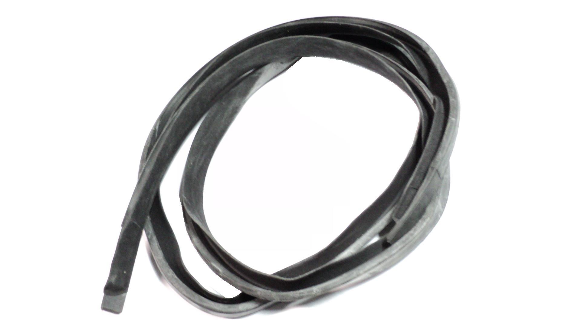 DB113-4TO - Прокладка крыши сзади вниз MERCEDES W113 пагода orig