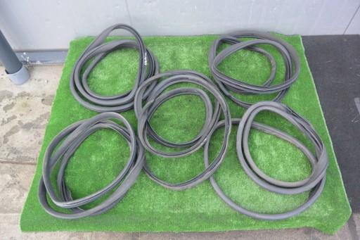 Прокладка двери багажника KPL MERCEDES ML W164