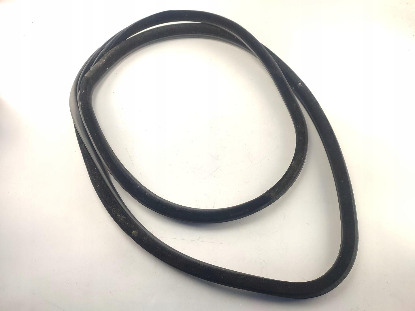 Ущільнювач двері ПД л BMW F10