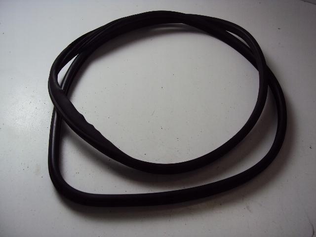 Уплотнение двери ПД л BMW X5 E70 2006-