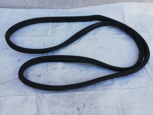 УПЛОТНИТЕЛЬ ДВЕРИ ЛЕВЫЙ ПЕРЕДНИЙ KIA CEED III 17-22