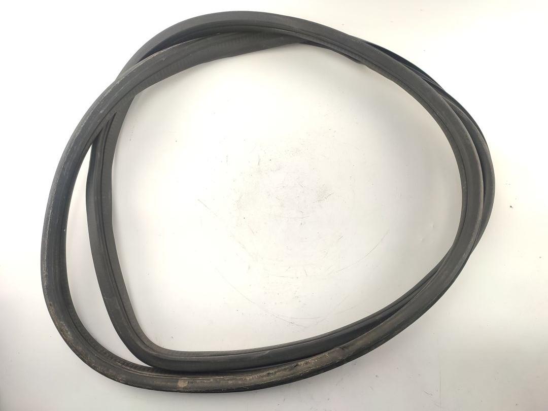 УПЛОТНИТЕЛЬ ДВЕРИ ПЕРЕДНИЙ ЛЕВЫЙ OPEL MERIVA A