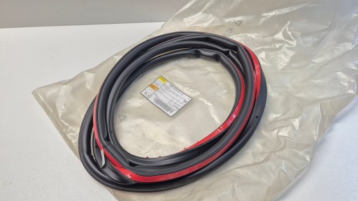 Ущільнювач дверей правий лівий задній audi q7 4m багато моделей 4m0839911e