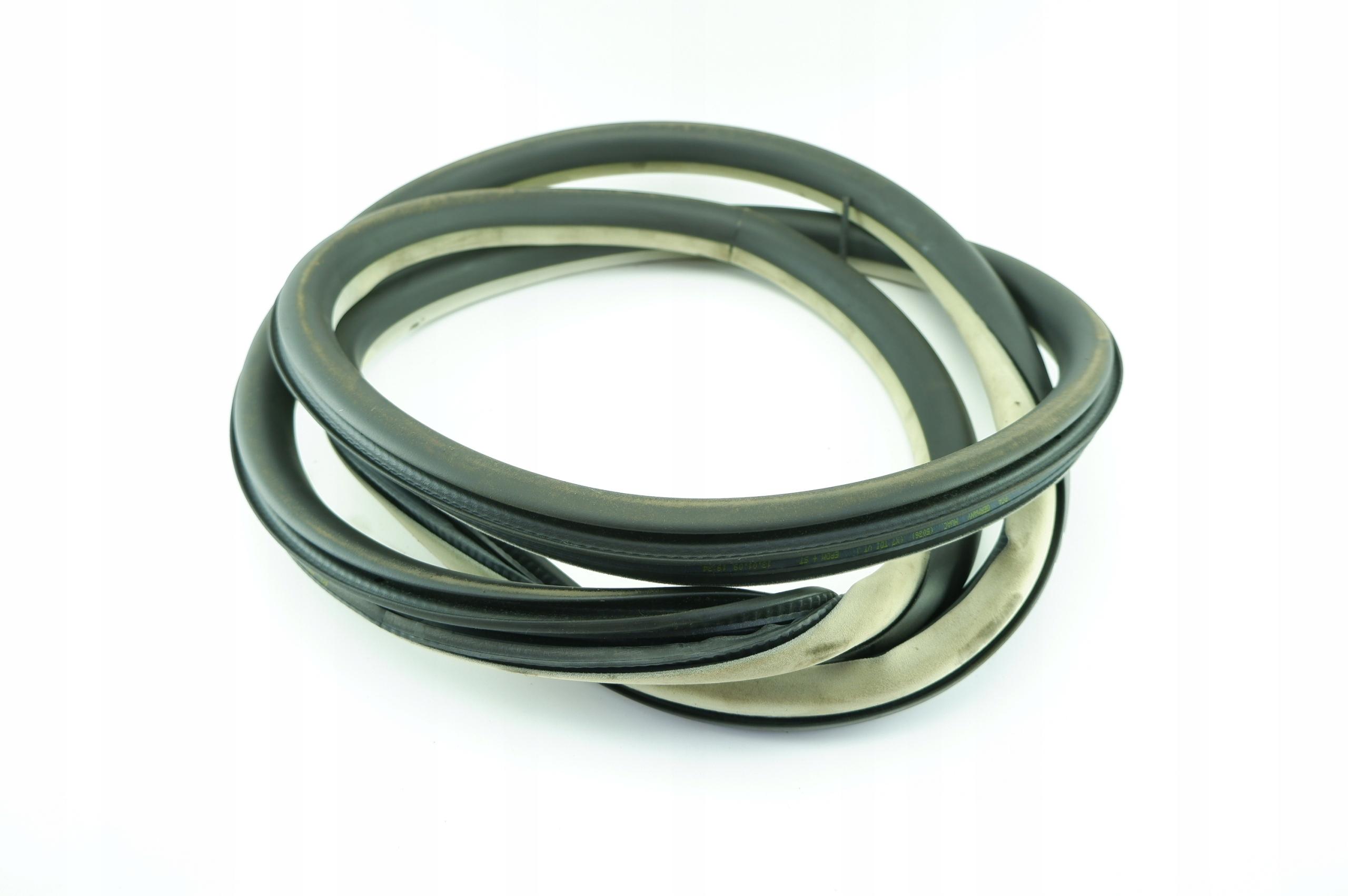 Ущільнювач передньої правої двері CITROEN C5 III X7