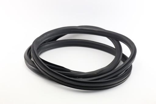 Уплотнитель двери правый передний MINI COUNTRYMAN F60