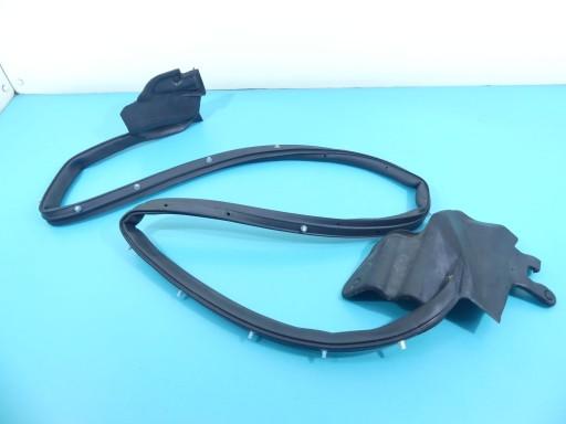 51151611 - УПЛОТНИТЕЛЬ ПРАВОЙ ПЕРЕДНЕЙ ДВЕРИ TESLA MODEL S 12-16