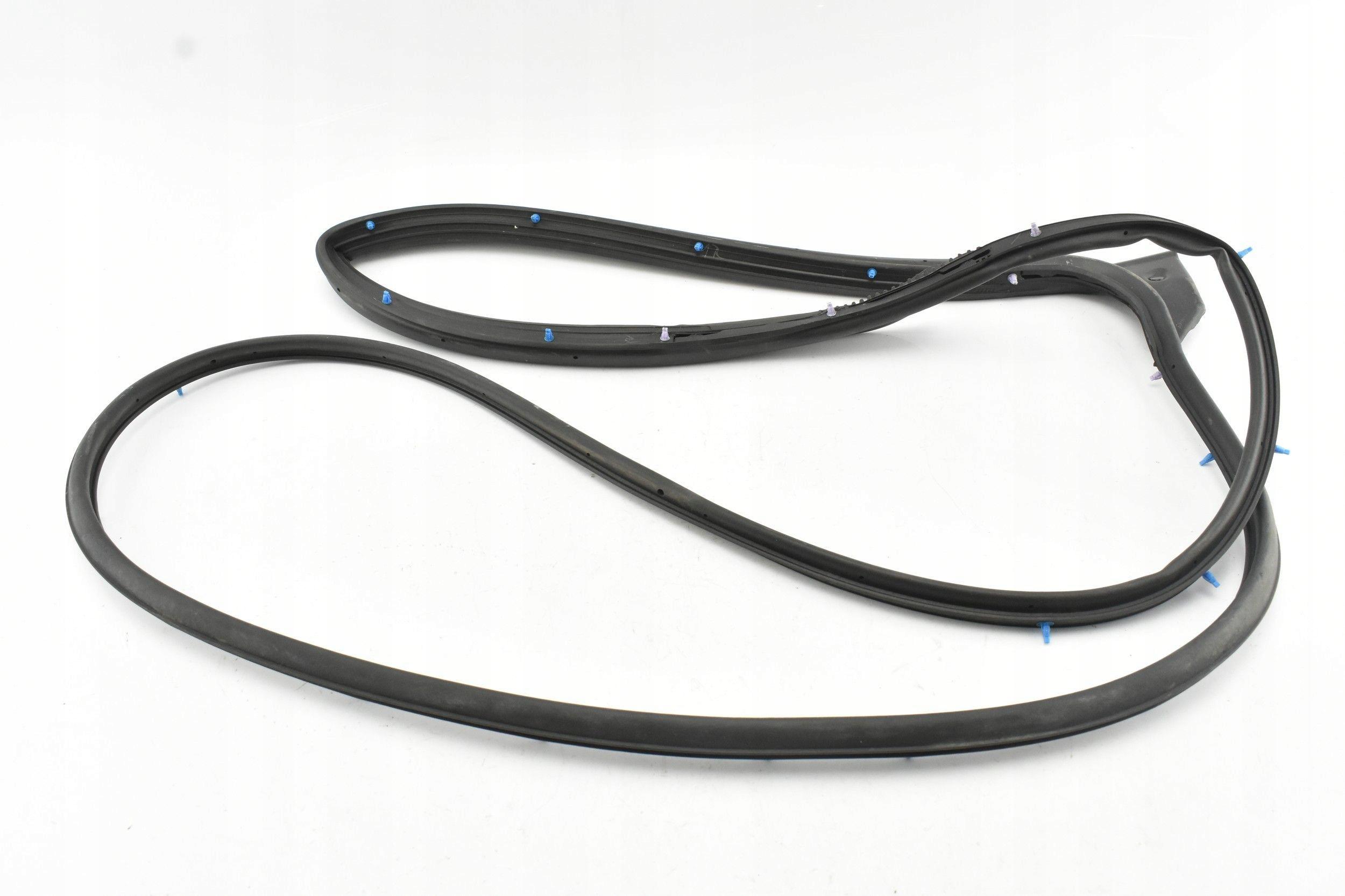 BRAK-DANYCH-64342459 - УПЛОТНИТЕЛЬ ПЕРЕДНЕЙ ПРАВОЙ ДВЕРИ TOYOTA YARIS IV 20-