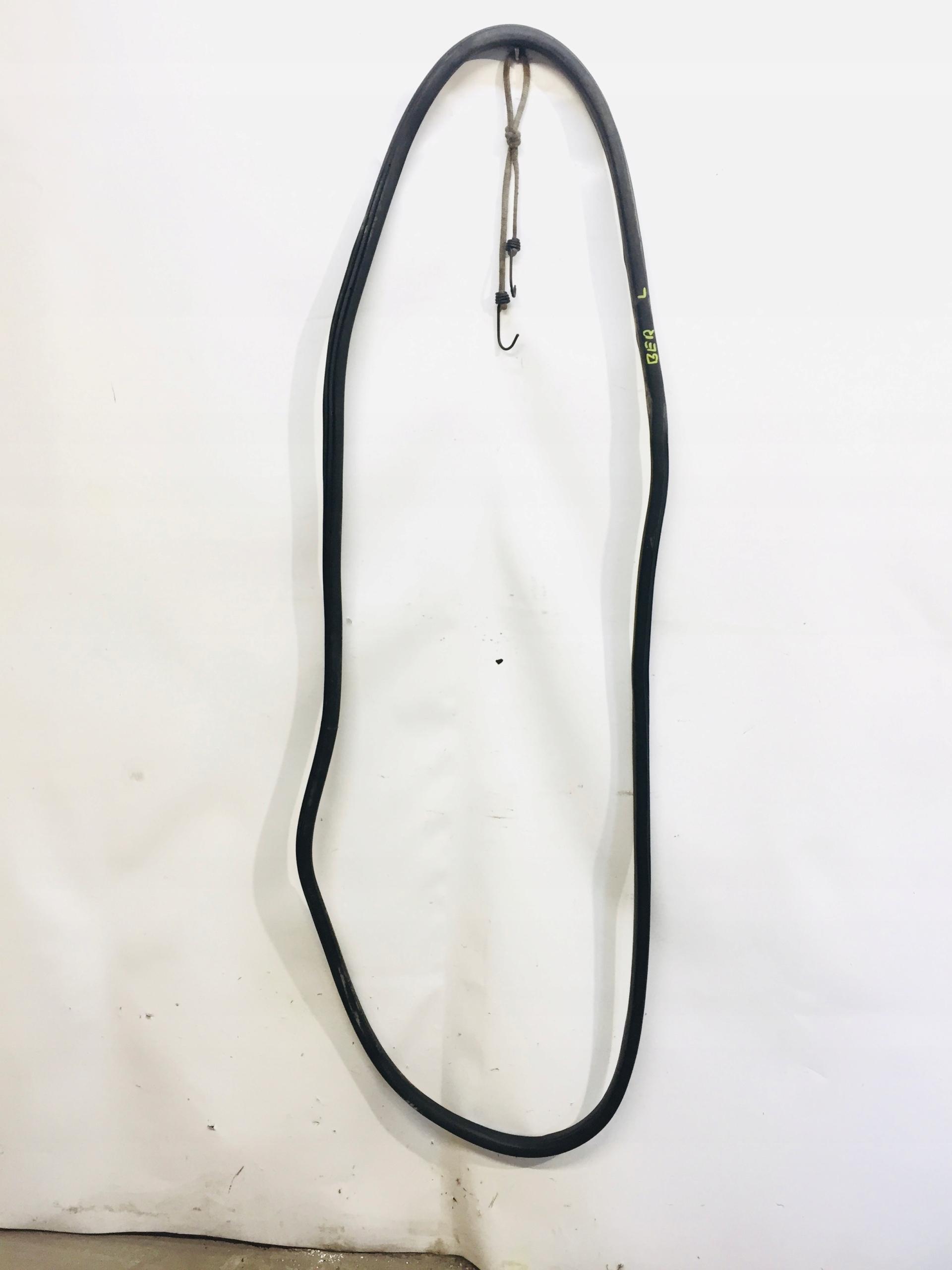 УПЛОТНИТЕЛЬ ДВЕРИ ПЕРЕДНИЙ ЛЕВЫЙ PARTNER BERLINGO III