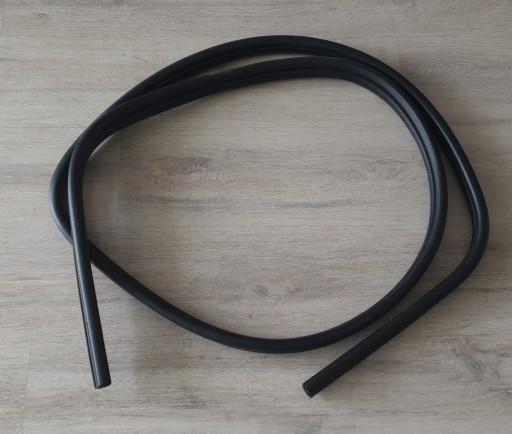 УЩІЛЬНЮВАЧ ПЕРЕДНЬОЇ ПРАВОЇ ДВЕРІ JEEP CHEROKEE KJ 01-07