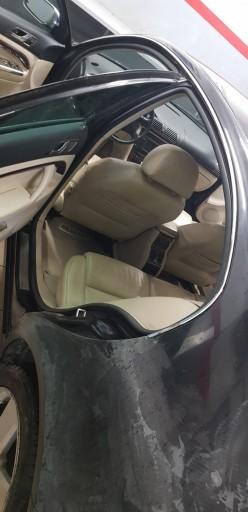 Ущільнювач двері передній задній PASSAT B5 SKODA SUPERB