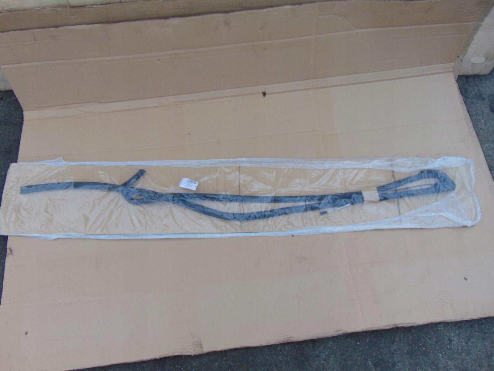 7E0843786A - Уплотнитель раздвижной двери VW TRANSPORTER T5 T6