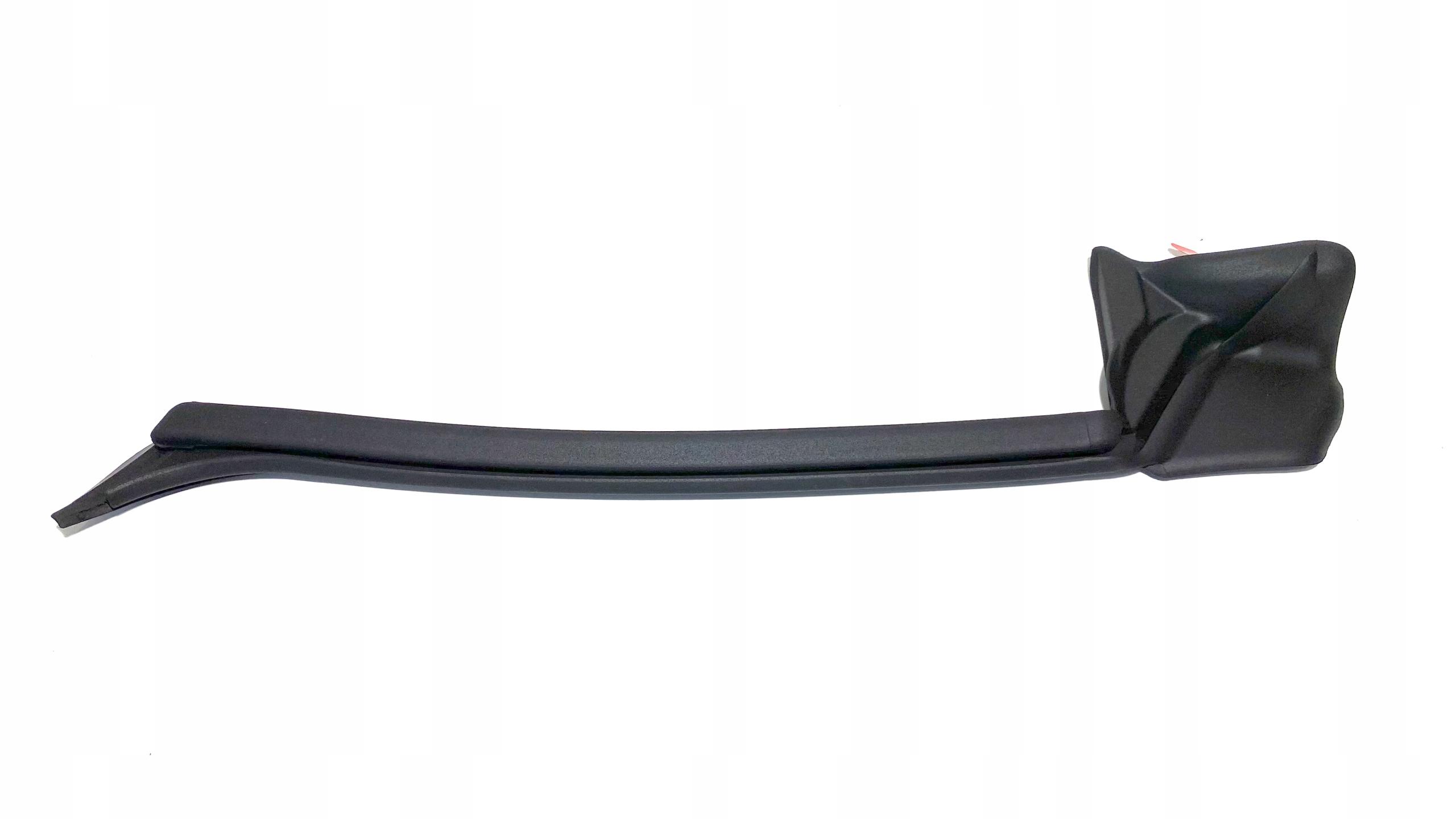 Уплотнитель двери зд BMW F36 7431095 л