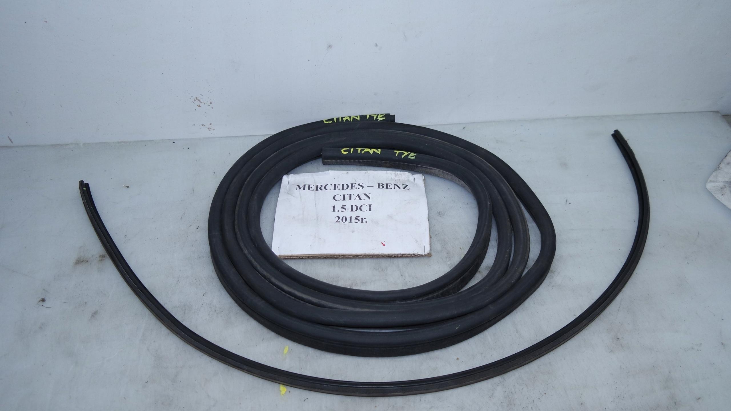 УЩІЛЬНЮВАЧ ЗАДНІХ ДВЕРЕЙ MERCEDES CITAN KANGOO