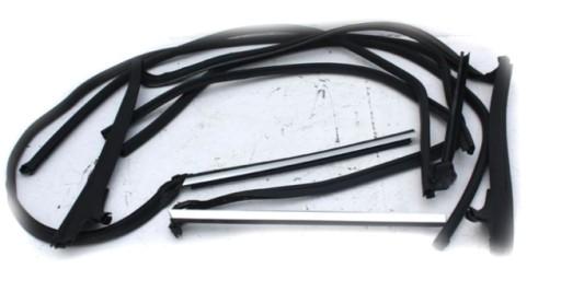 1Q0837701B - УПЛОТНЕНИЕ ДВЕРИ НАРУЖНОЕ ЛЕВОЕ VOLKSWAGEN EOS OE