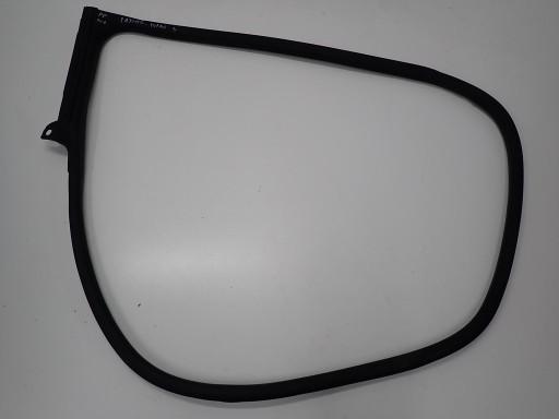 УЩІЛЬНЮВАЧ КАР ДВЕРІ ПРАВИЙ ПЕРЕДНІЙ PORSCHE TAYCAN 20R