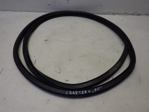 ПРОКЛАДКА КУЗОВА ПРАВЫЙ ПЕРЕДНИЙ VW CRAFTER II