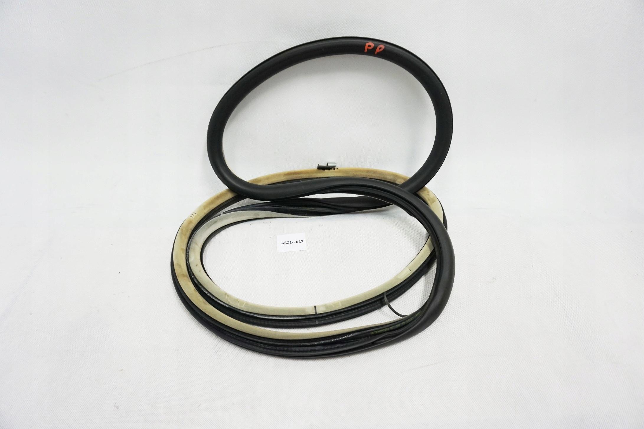 Прокладка кузова Правий передній CITROEN C5 III X7