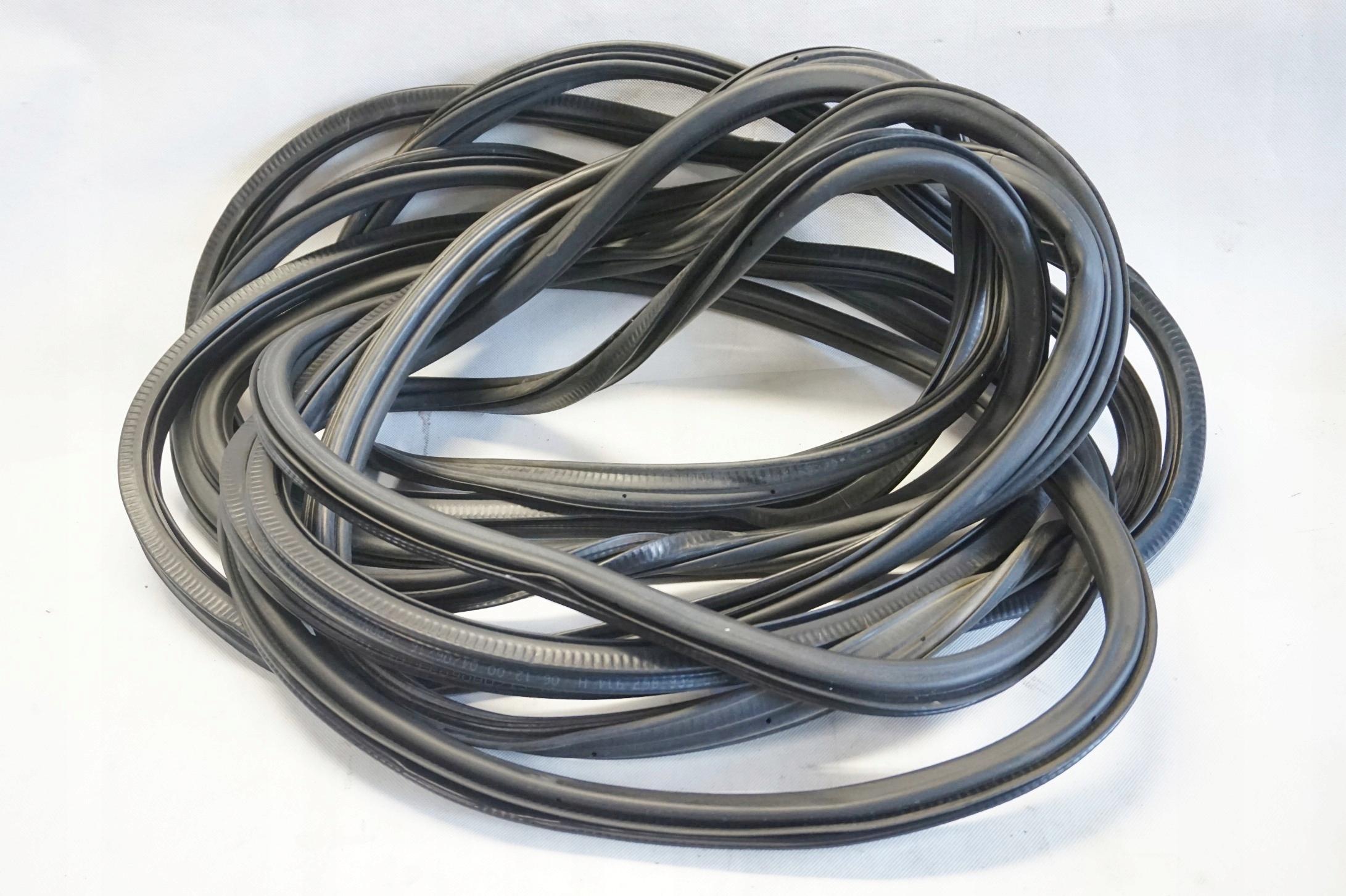 ABZ7-B - КОМПЛЕКТ ПРОКЛАДОК КУЗОВА VW JETTA VI 5C НОВИЙ