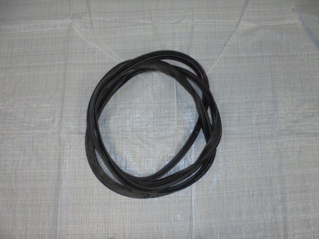 ПРОКЛАДКА КРЫШКИ БАГАЖНИКА ALFA ROMEO STELVIO