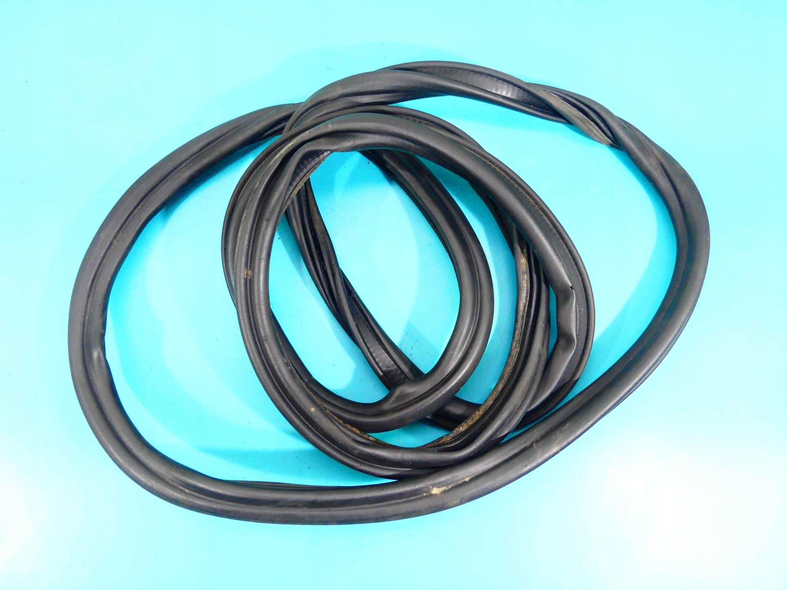 Прокладка крышки багажника AUDI A8 D4 4H