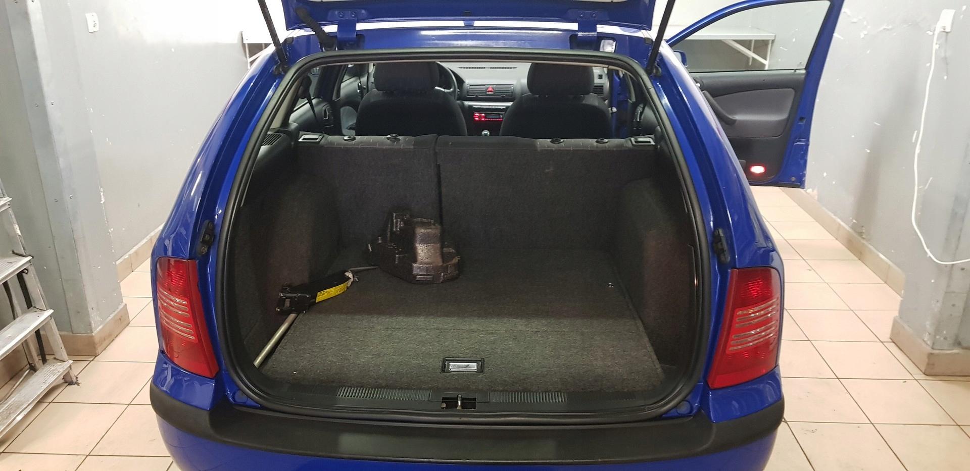 ПРОКЛАДКА КРЫШКИ БАГАЖНОГО ОТСЕКА SKODA OCTAVIA COMBI