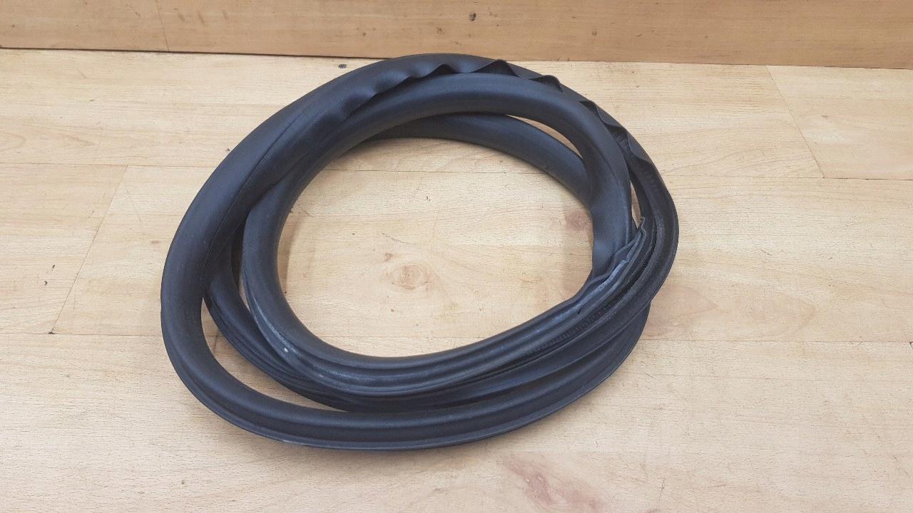 Прокладка кришки багажника VOLVO V50 Універсал