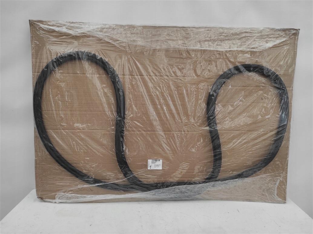 3G9827705C - Прокладка крышки багажника VW PASSAT B8 3G9 универсал