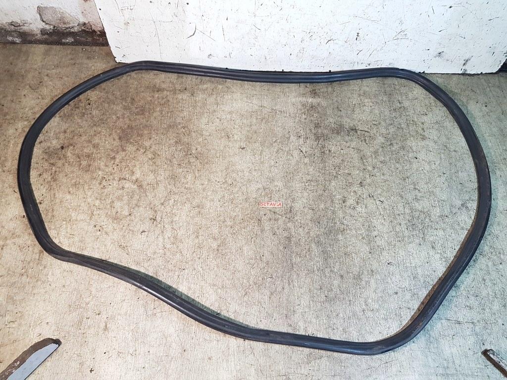 ПРОКЛАДКА ЗАДНЕЙ КРЫШКИ SKODA OCTAVIA И ЛИФТ УНИВЕРСАЛ