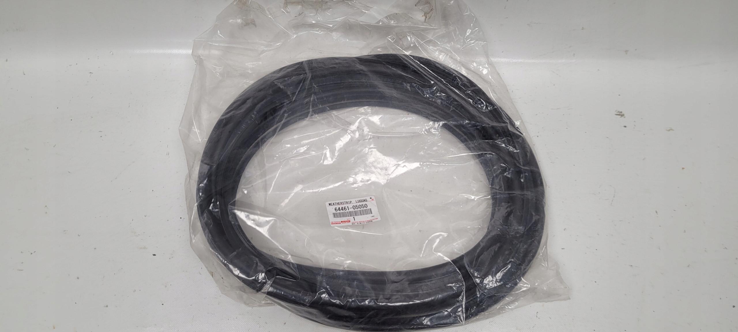 64461-05050 - Прокладка закрилка задня TOYOTA AVENSIS III T27 седан