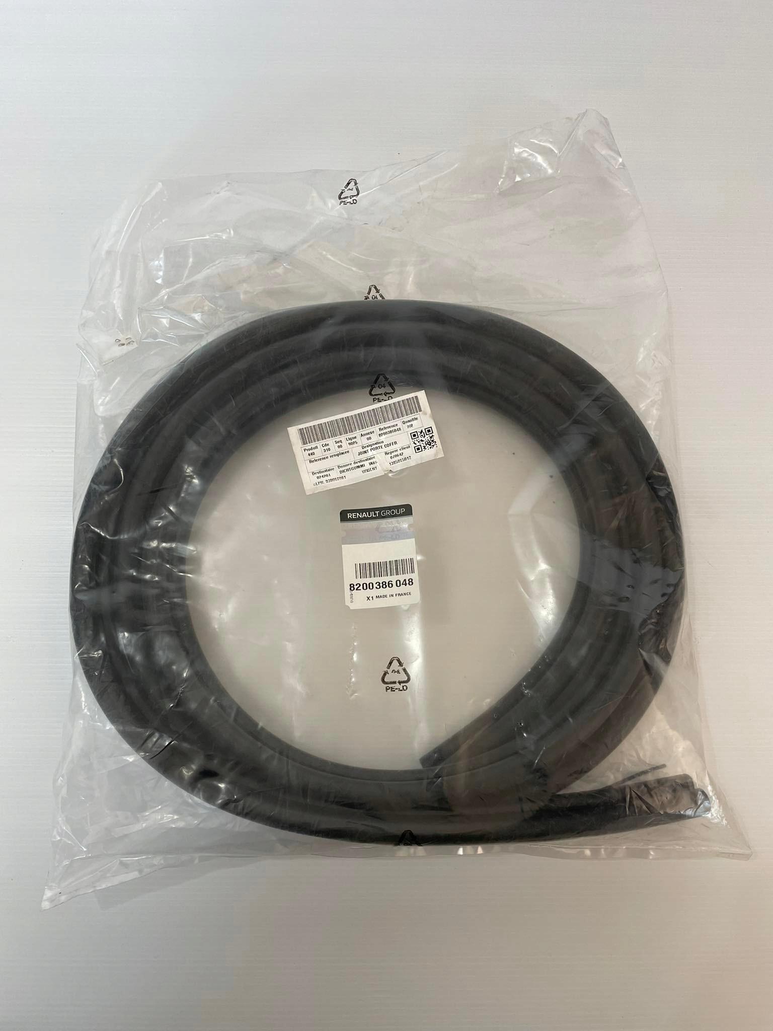 TAILGATE SEAL TWINGO II 8200386048