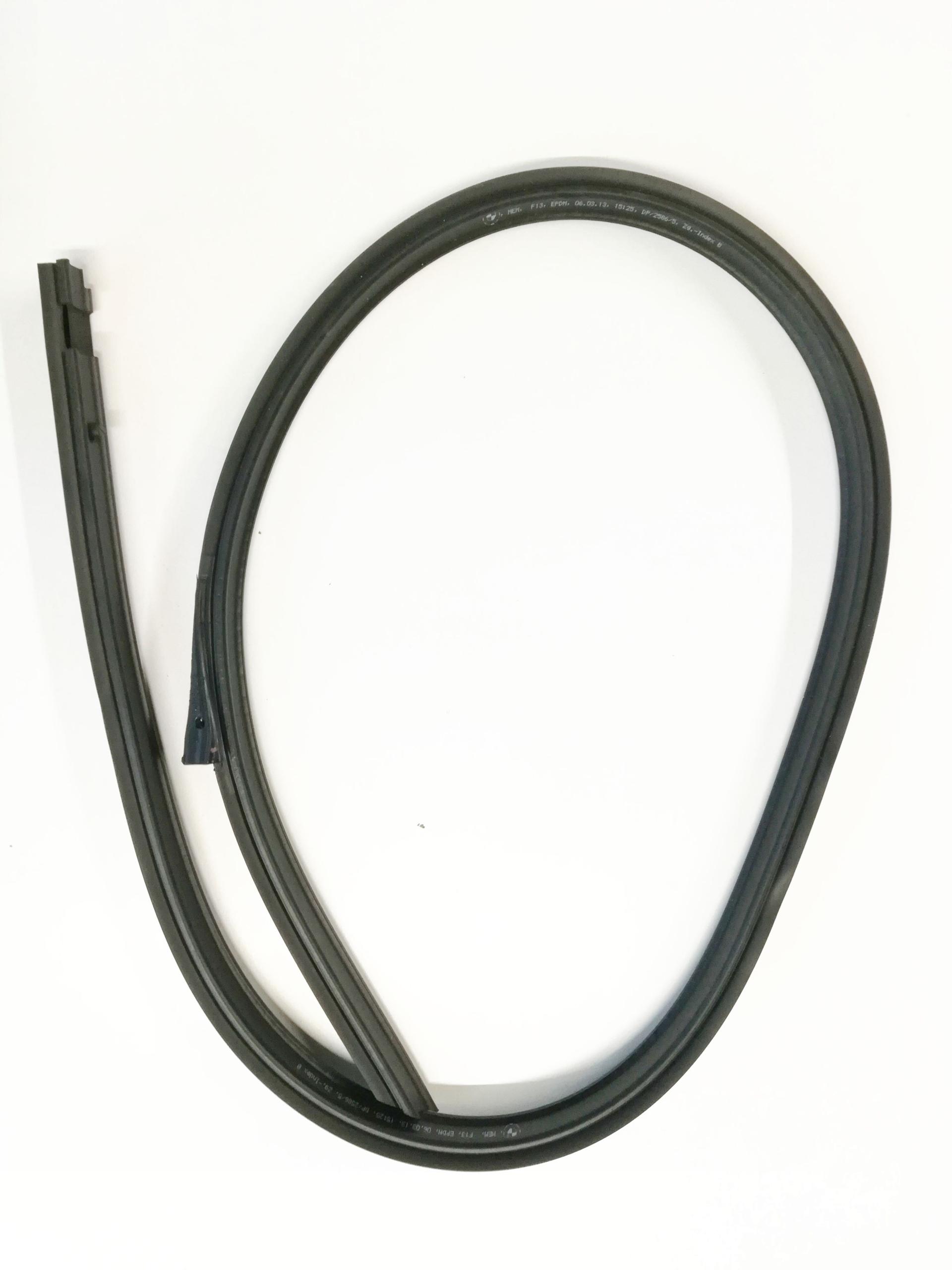 51767221323 - Прокладка планки крыши л BMW 6 F13 оригинал BMW