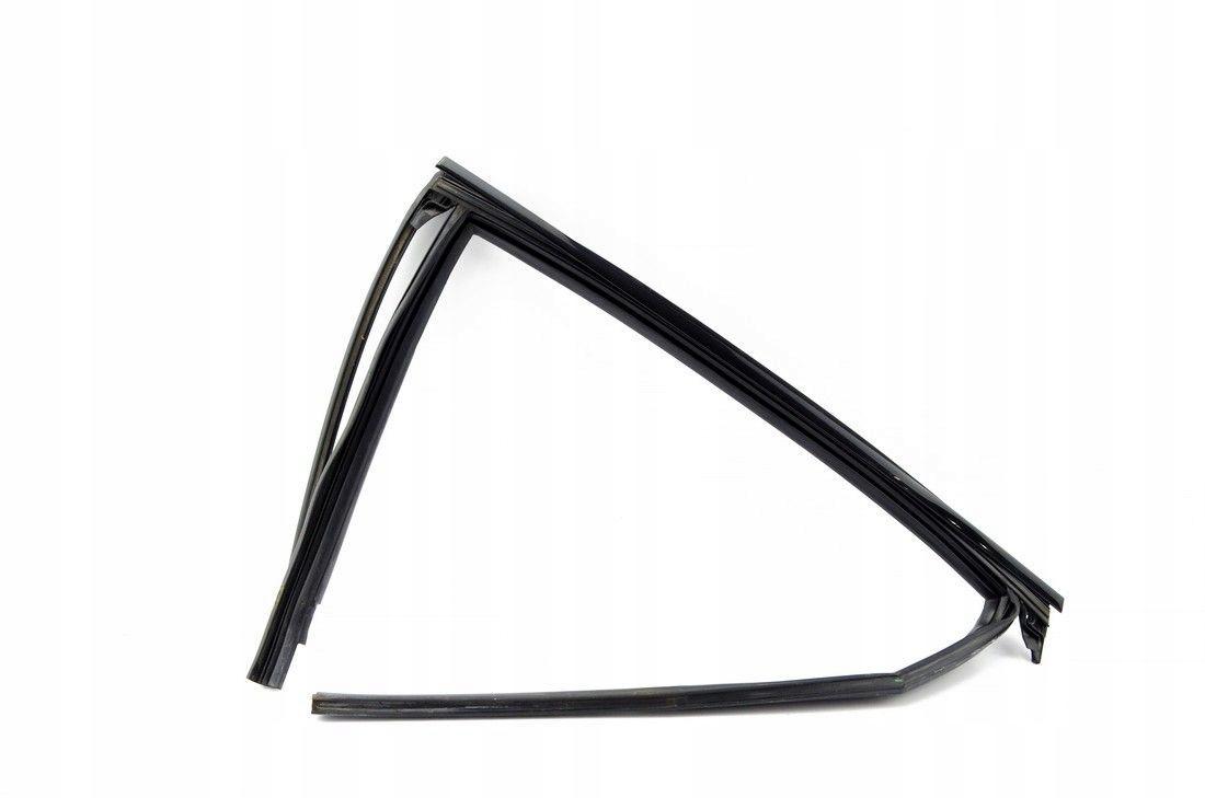 4M0839431B - Уплотнитель стекла двери левый задний AUDI Q7 4M SQ7