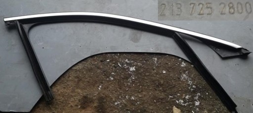 УЩІЛЬНИК ВІКНА ПРАВИЙ P MERCEDES E 213 2137252800