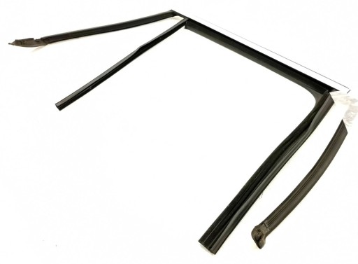 УЩІЛЬНИК ВІКНА VW T-ROC 2GA839432