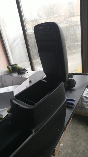 GJ6A64361, GR1C64431 - Ручка сильфона рамка тунелю Мазда 6 2006 ГР1К64431