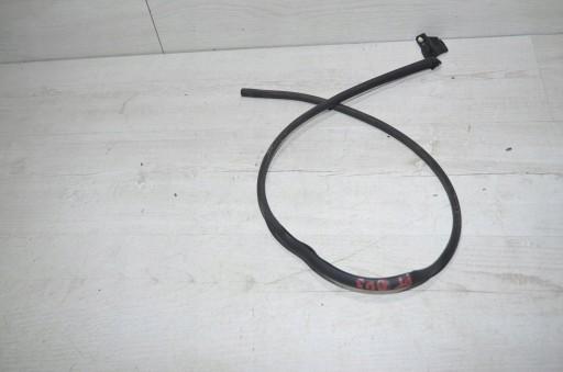 7182000 - Ущільнювач дверей правий задній Dacia Duster II 18R