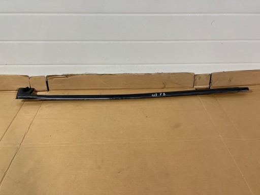 A4477310380, 4477310380 - Ущільнювач розсувних дверей правий Mercedes W447