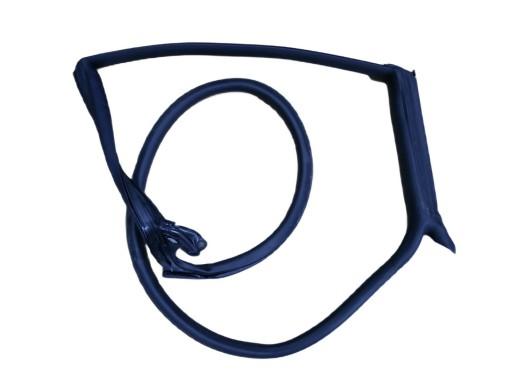 Уплотнитель двери л зд 8W8833707 AUDI A5