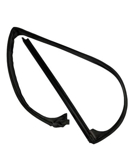 Уплотнение двери п зд BMW E39 0402750